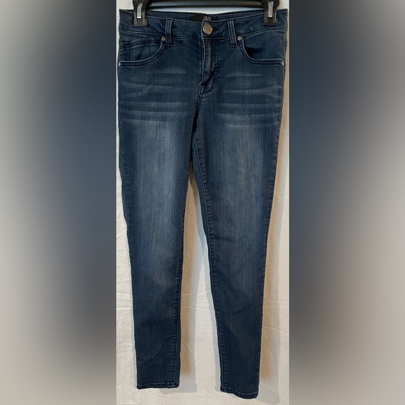 1822 Denim Denim - 1822 Skinny Jeans